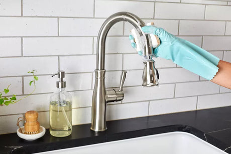 How do you clean a smelly kitchen sink?